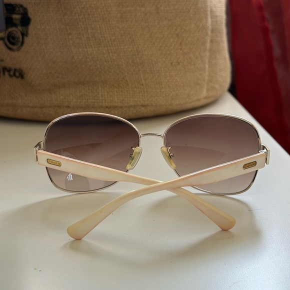 COACH Sunglasses - Picture 4 of 15